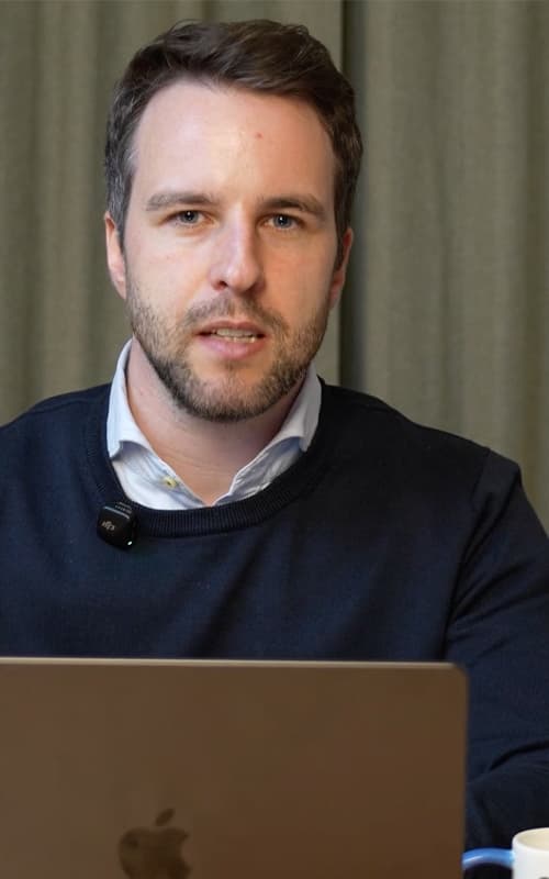 Wie werden Kundenanfragen automatisiert verarbeitet?